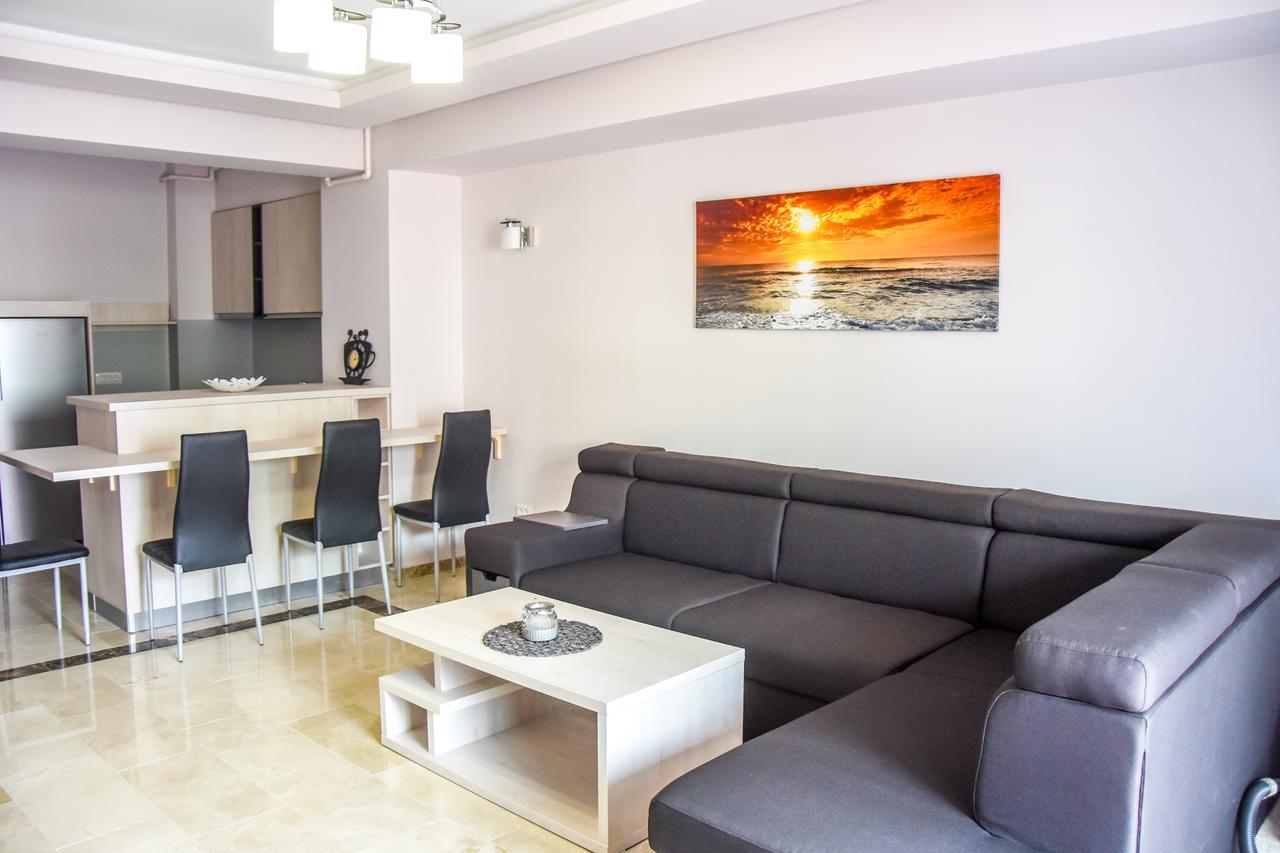 Sns Apartament In Vila Sophia Mamaia Exteriér fotografie
