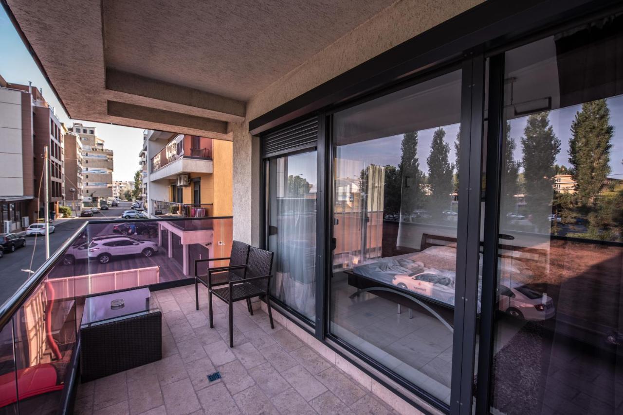 Sns Apartament In Vila Sophia Mamaia Exteriér fotografie
