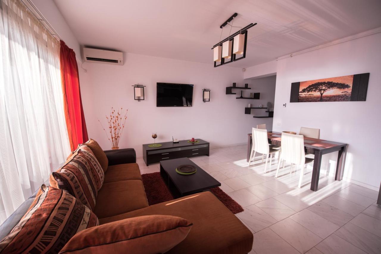 Sns Apartament In Vila Sophia Mamaia Exteriér fotografie