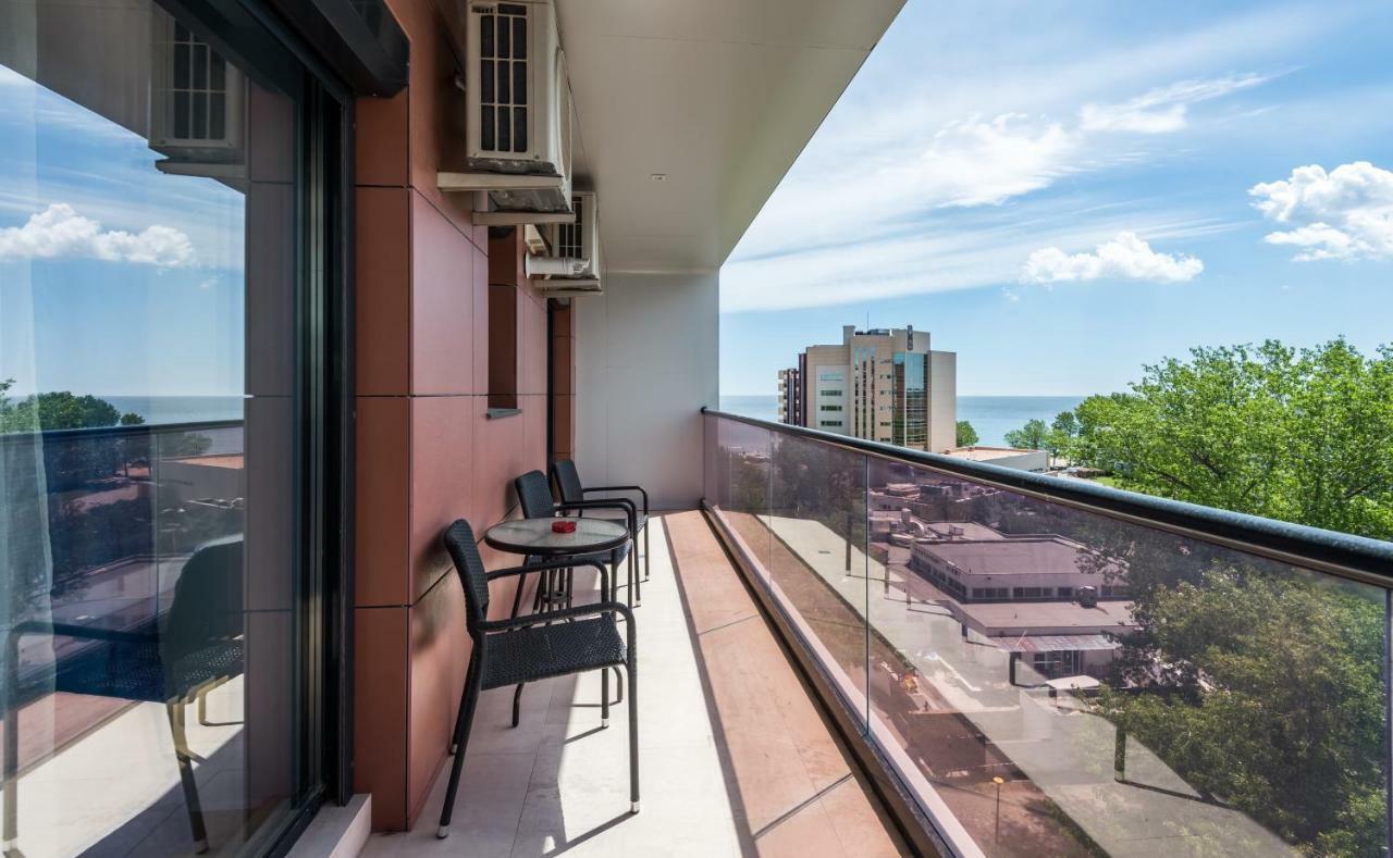 Sns Apartament In Vila Sophia Mamaia Exteriér fotografie